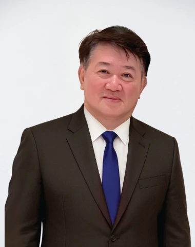 Mr. Dusit Traisiripanich