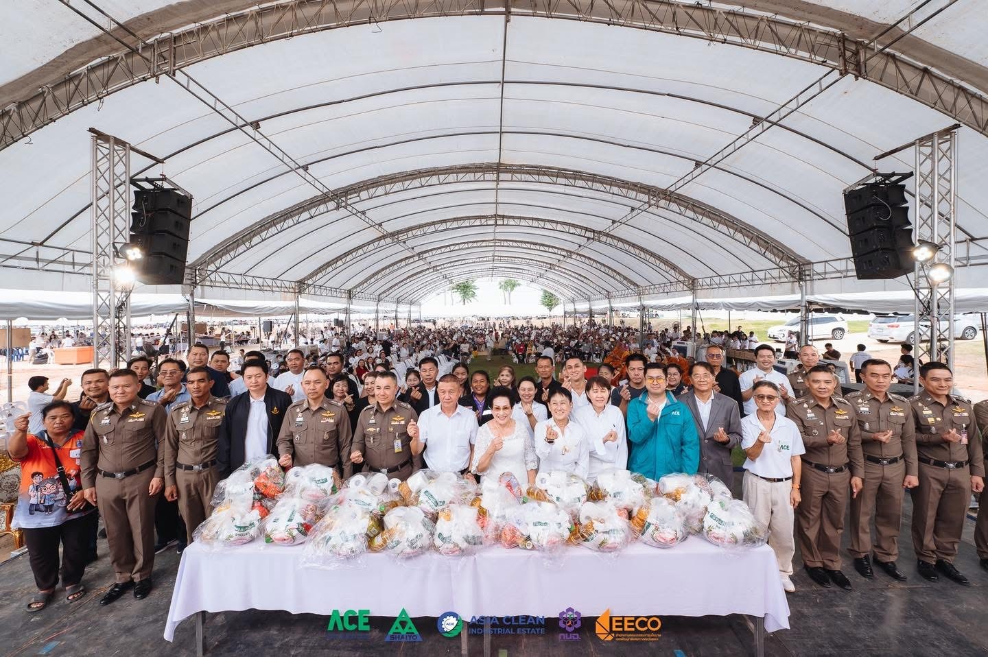 โครงการ “อิ่มท้อง ปันสุข” สานต่อความตั้งใจแห่งการให้ ส่งมอบความห่วงใย เติมรอยยิ้มแก่พี่น้องชาวจังหวัดชลบุรี เพื่อถวายเป็นพระราชกุศล